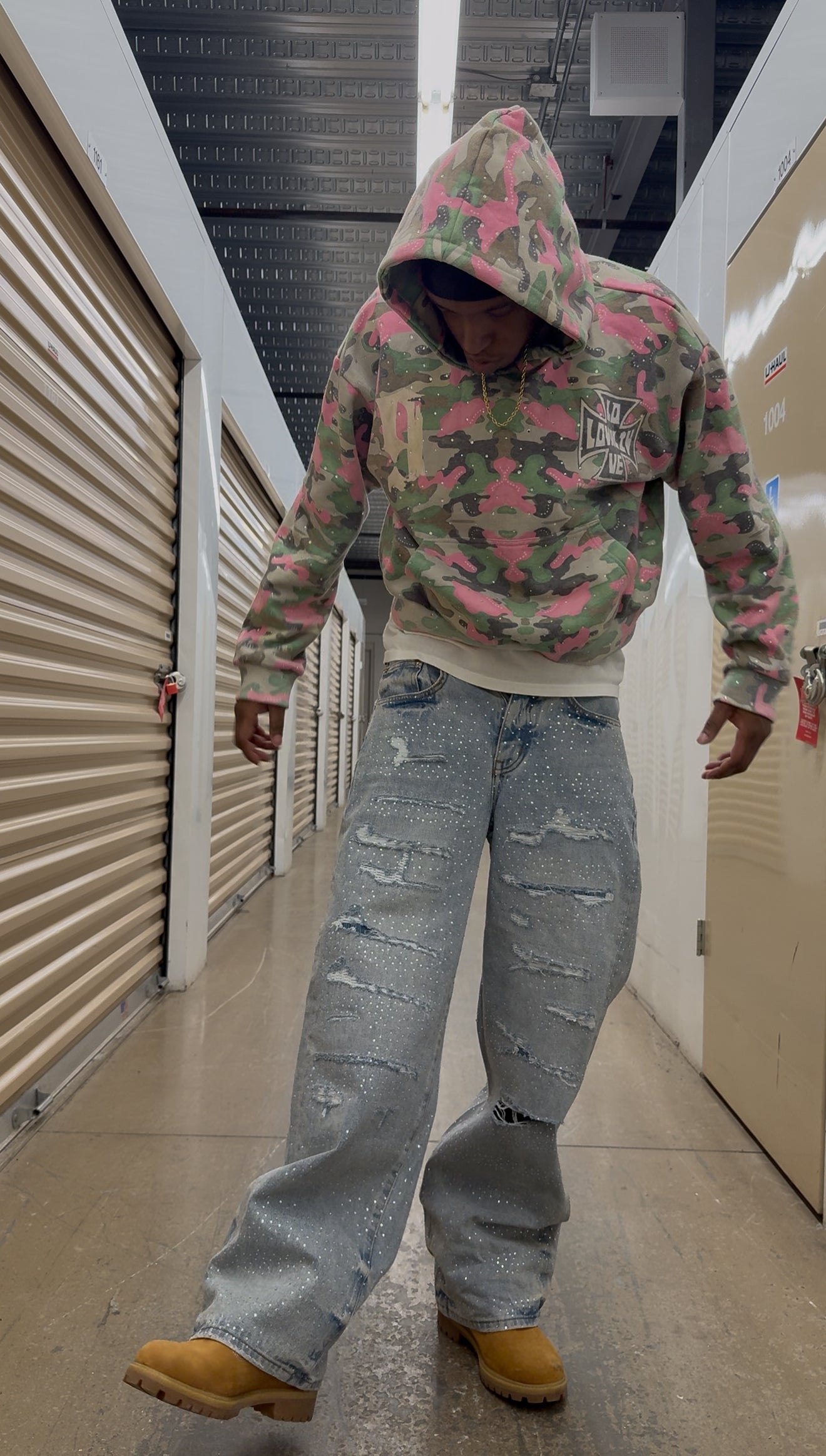 OVERSIZED RHINESTONE DENIM